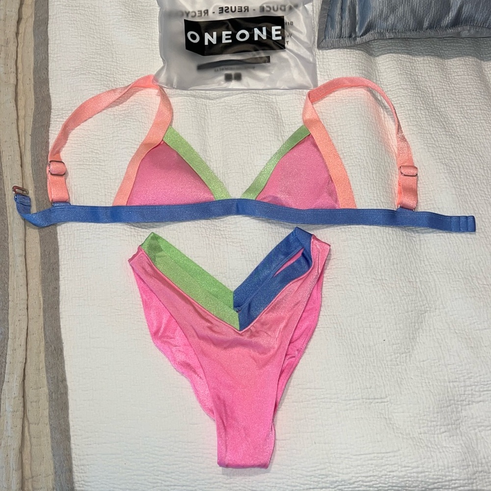 ONEONE Swimwear Set